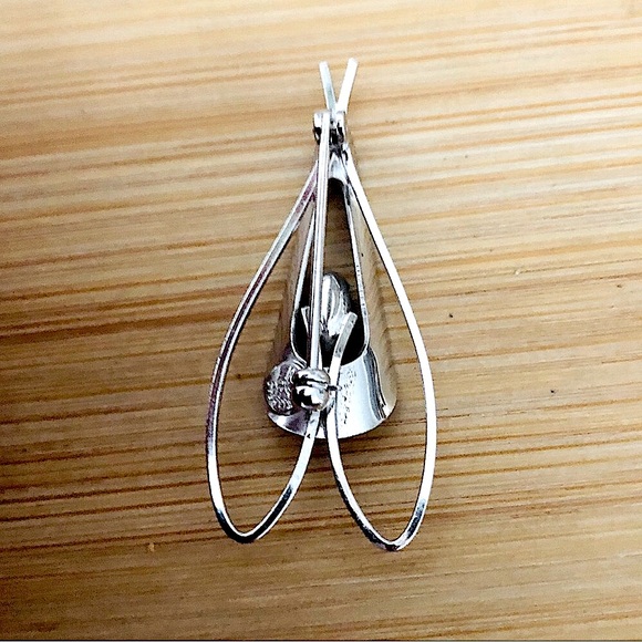 $28  Vintage Designer Estate Brooch  Sterling  Marked dce STERLING - Picture 4 of 6